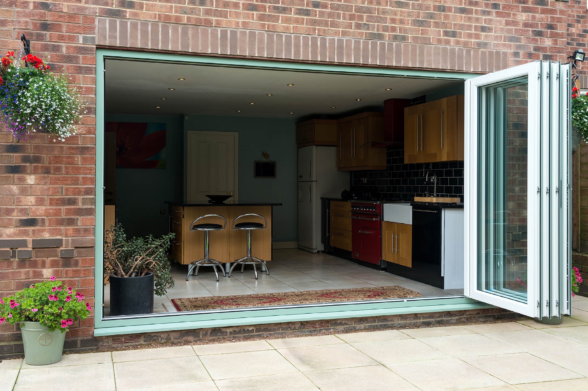 Bifold doors thumbnail image